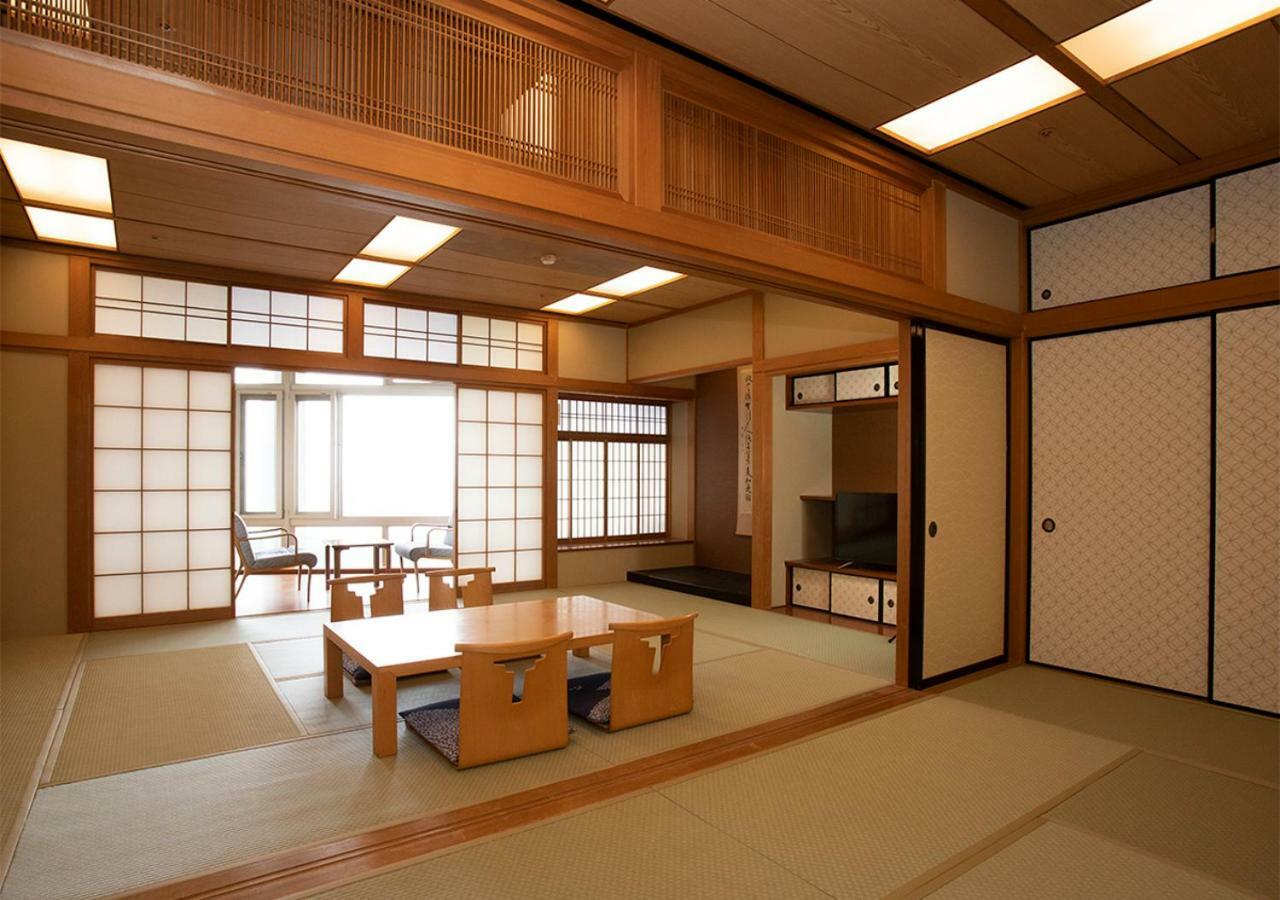Отель Atagawa Heights Хигасиидзу Экстерьер фото